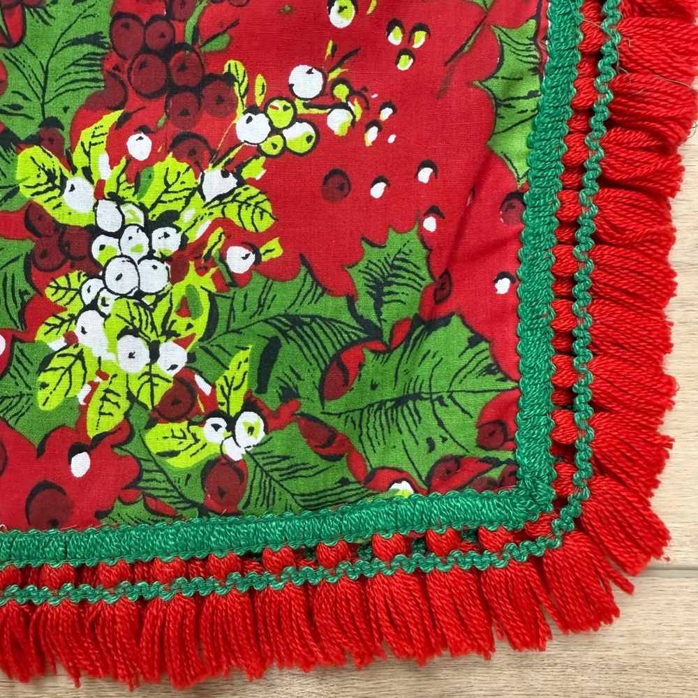Vintage Christmas Holly Red Tablecloth‎ Fringe Trim 88 x 53 Rectangular Handmade